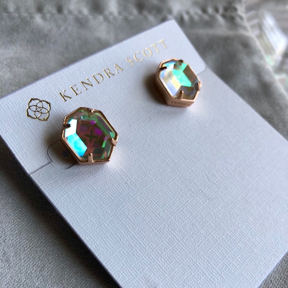 New Kendra Scott Taylor Studs in Dichroic Glass!